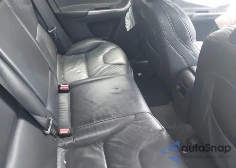 2015 Volvo Xc60 T6 R-Design Platinum из США, поврежденный, VIN YV4902RSXF2665313